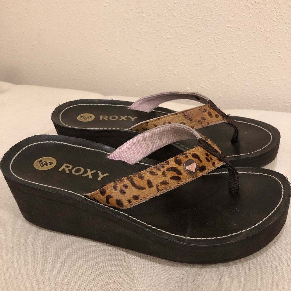 Roxy Wedge Leopard Pony hair Sandal